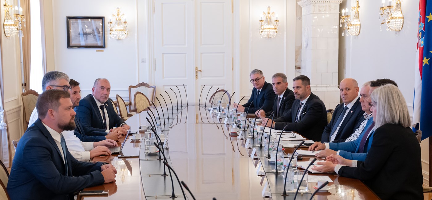 Održan sastanak o budućim rješenjima za nogometnu infrastrukturu u Splitu